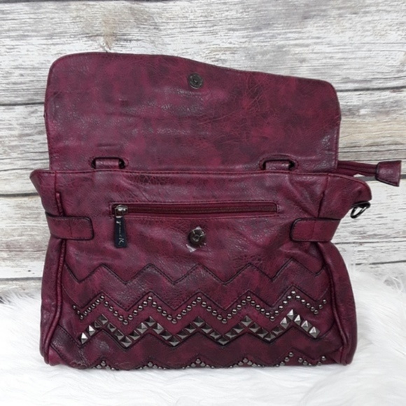 Wine Red Chevron Stud Handbag Purse - Picture 4 of 6